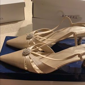 Women evening with box